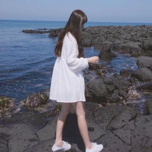 ghjg